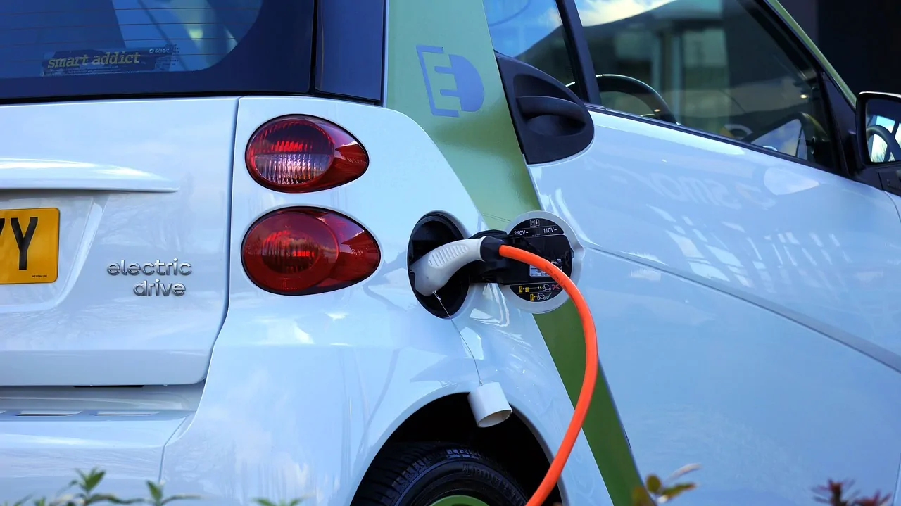 Za elektromobilność zapłacą kierowcy?
