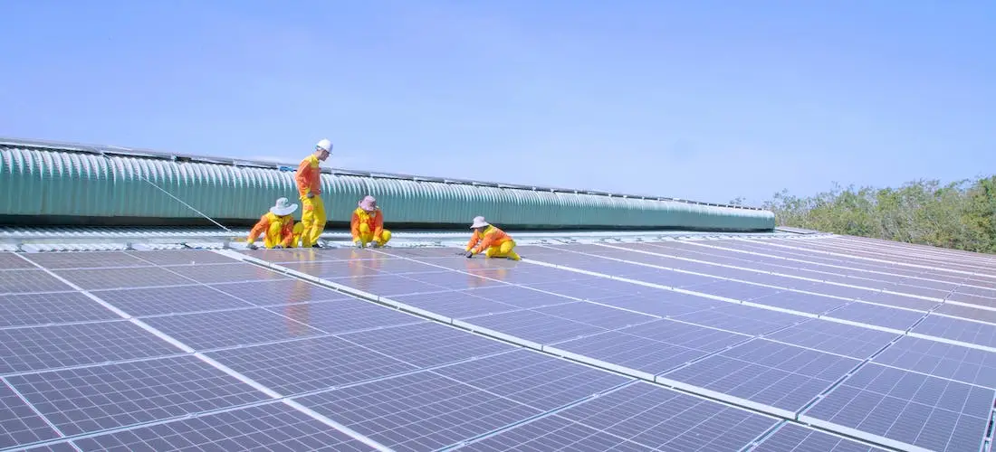 kolejny producent PV w tarapatach finansowych co z tym unijnym wsparciem